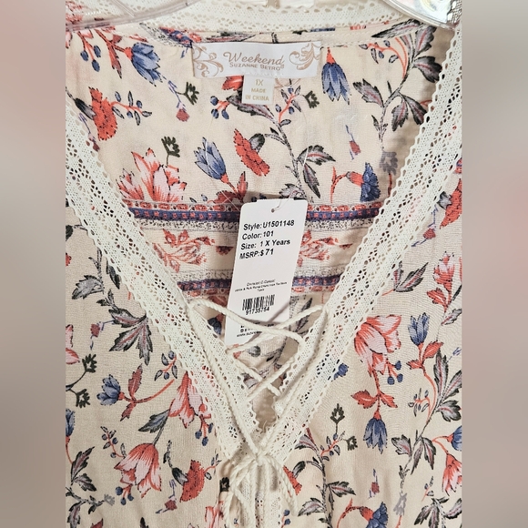 Suzanne Betro Periwinkle Blue/Pink/Cream Lace Up Flutter Sleeve Ruffle Tunic-1X - Picture 8 of 10